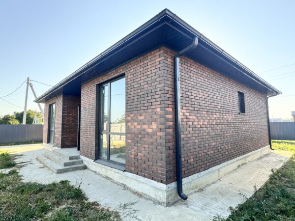 Адыгея, Старобжегокай, новый дом 115 кв.м., 5 сот.