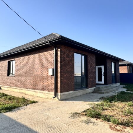 Адыгея, Старобжегокай, новый дом 115 кв.м., 5 сот.